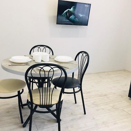 Welcome Apartments В Центре Užhorod Esterno foto