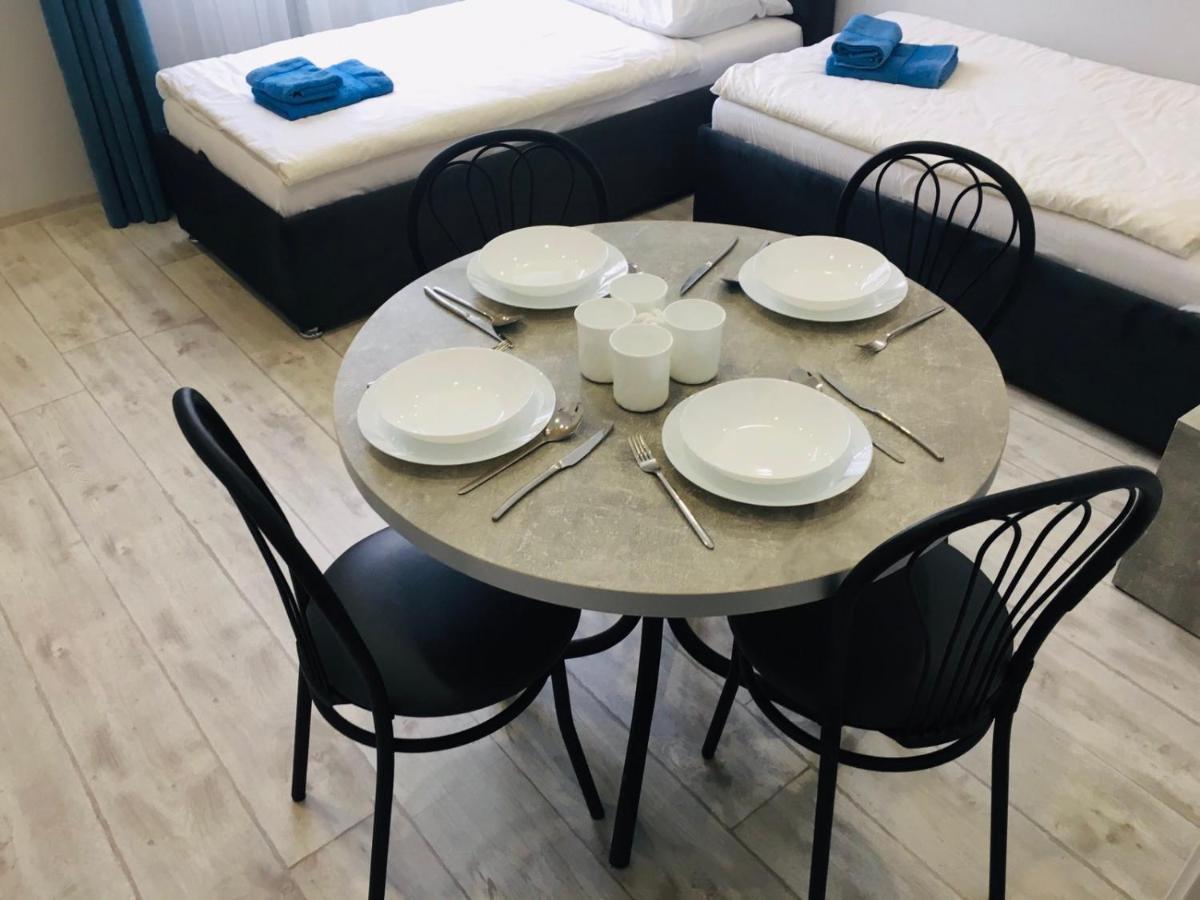 Welcome Apartments В Центре Užhorod Esterno foto